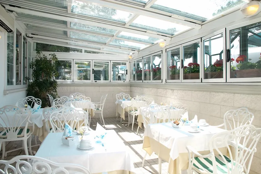 Hotel La Goletta-1